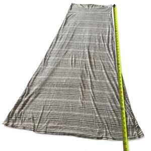 Hot Kiss women’s striped maxi skirt, style/model MXK2532, tagged size S/M.